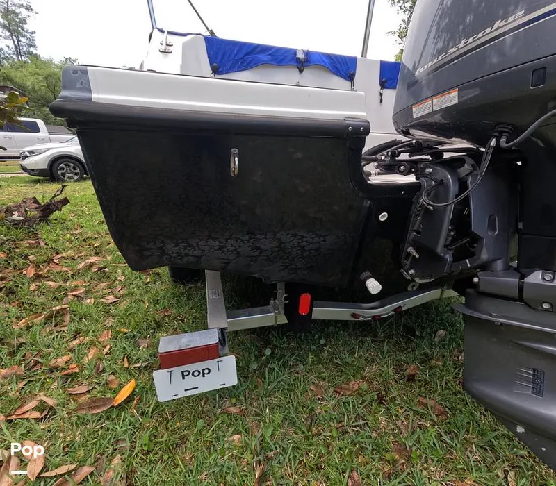 Slide: The Image of Starcraft SVX 191 2022 - 15536339