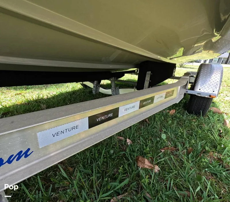 Slide: The Image of Starcraft SVX 191 2022 - 15536362