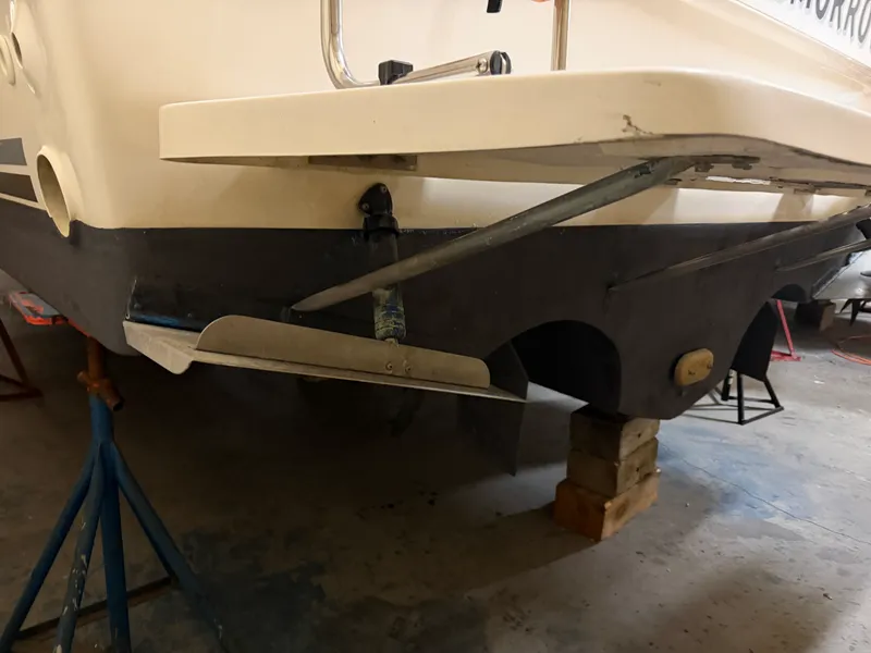 Slide: The Image of Sea Ray 390 EC 1988 - 11