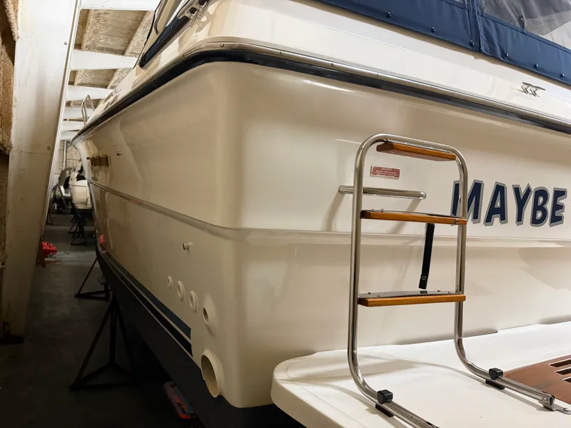 Slide: The Image of Sea Ray 390 EC 1988 - 13