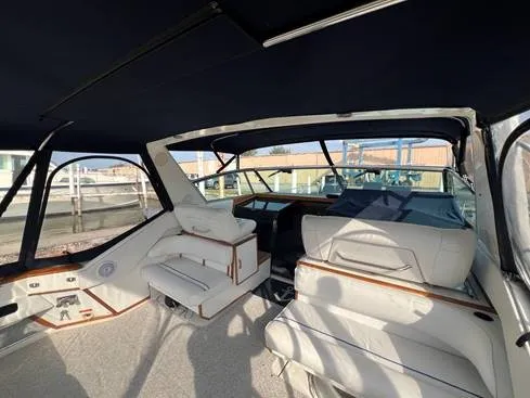 Slide: The Image of Sea Ray 390 EC 1988 - 35