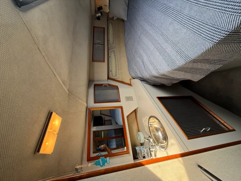 Slide: The Image of Sea Ray 390 EC 1988 - 55