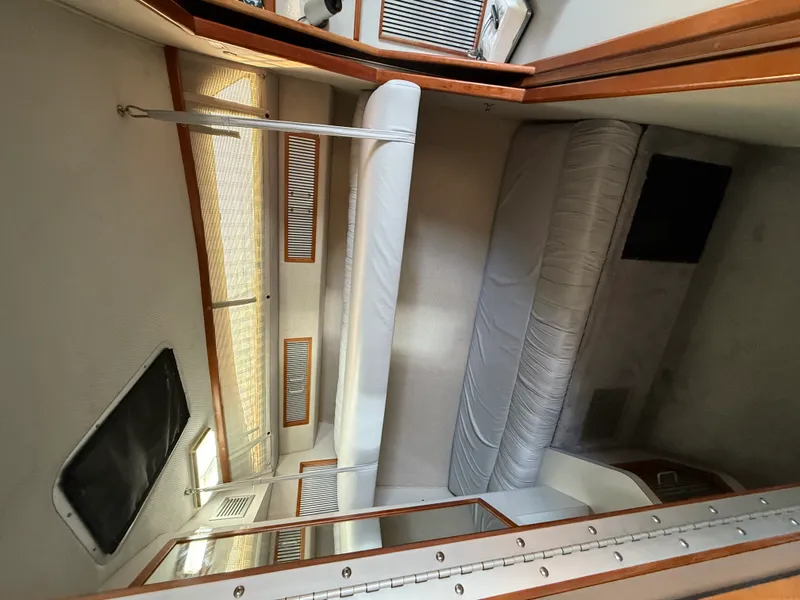 Slide: The Image of Sea Ray 390 EC 1988 - 59