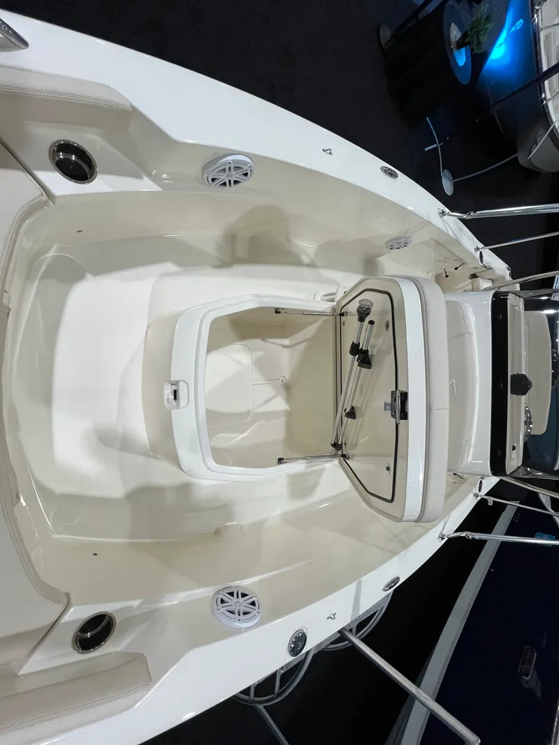 Slide: The Image of Scout 188 Sportfish 2026 - 8