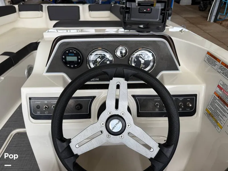 Slide: The Image of Bayliner DX2000 2022 - 15525063