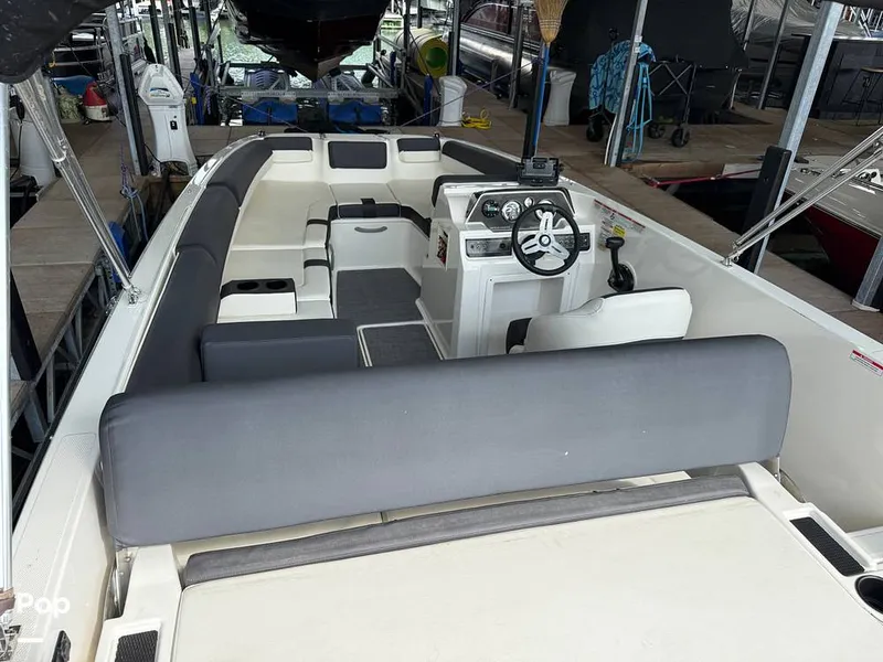 Slide: The Image of Bayliner DX2000 2022 - 15525103