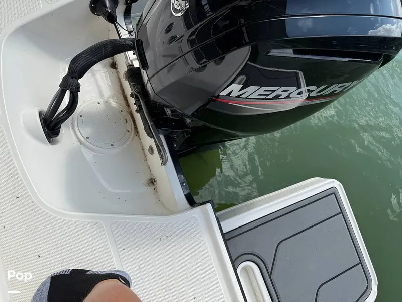 Slide: The Image of Bayliner DX2000 2022 - 15525105