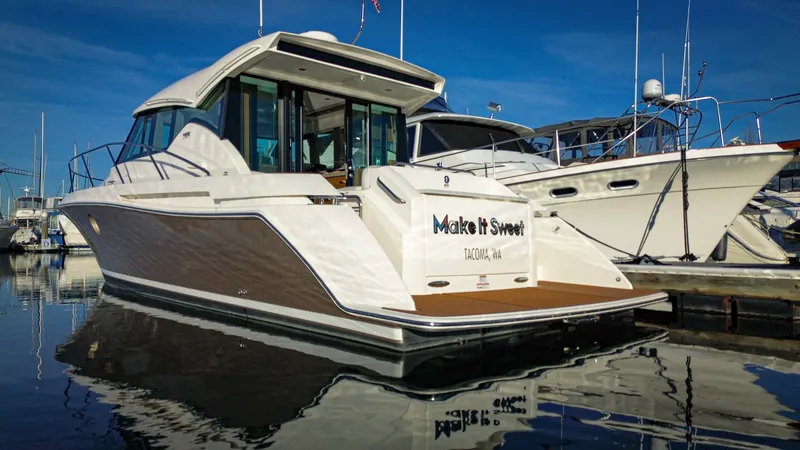 Slide: The Image of Tiara C39 COUPE 2023 - 8