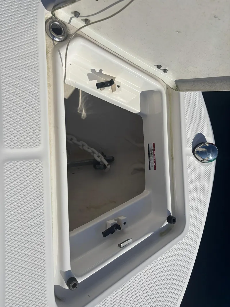 Slide: The Image of Robalo R200ES 2017 - 4