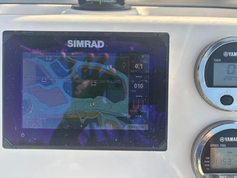 Slide: The Image of Robalo R200ES 2017 - 9