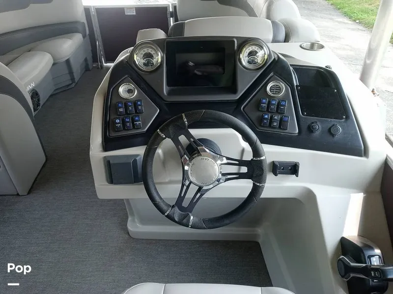 Slide: The Image of Sylvan L3 LZ 2021 - 15752246