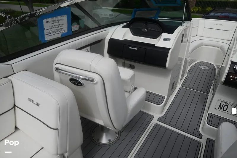 Slide: The Image of Sea Ray SLX 270 50th Anniversary Edition 2009 - 15564747