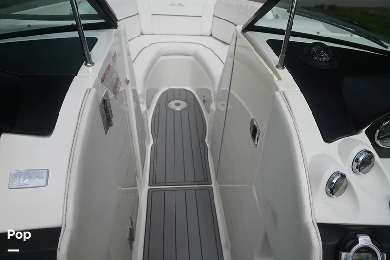 Slide: The Image of Sea Ray SLX 270 50th Anniversary Edition 2009 - 15564751