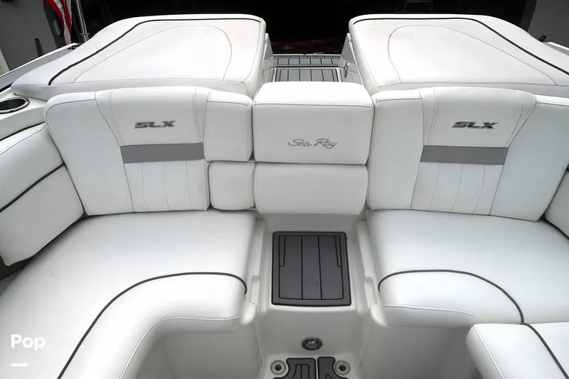 Slide: The Image of Sea Ray SLX 270 50th Anniversary Edition 2009 - 15568865