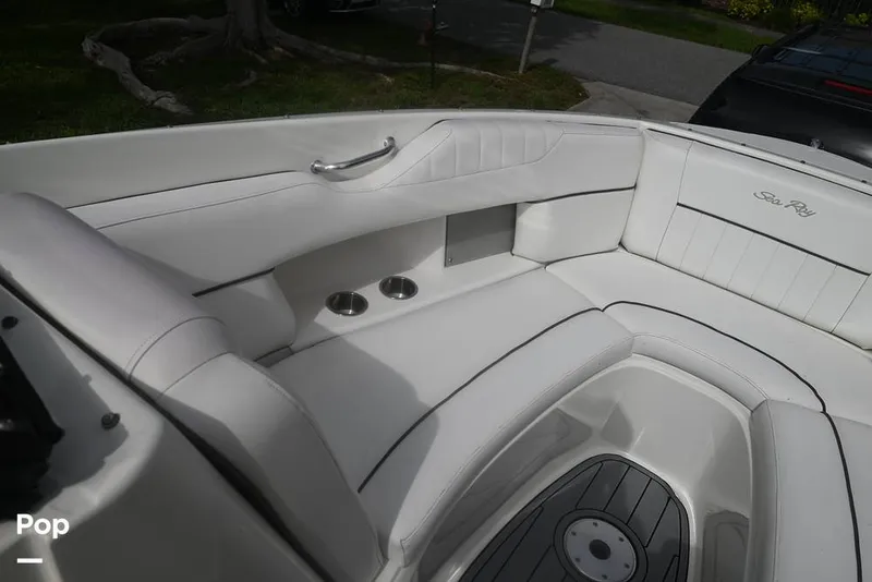 Slide: The Image of Sea Ray SLX 270 50th Anniversary Edition 2009 - 15564722