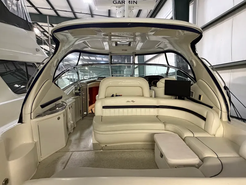 Slide: The Image of Sea Ray 44 SUNDANCER 2006 - 17