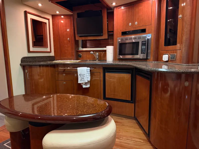 Slide: The Image of Sea Ray 44 SUNDANCER 2006 - 28