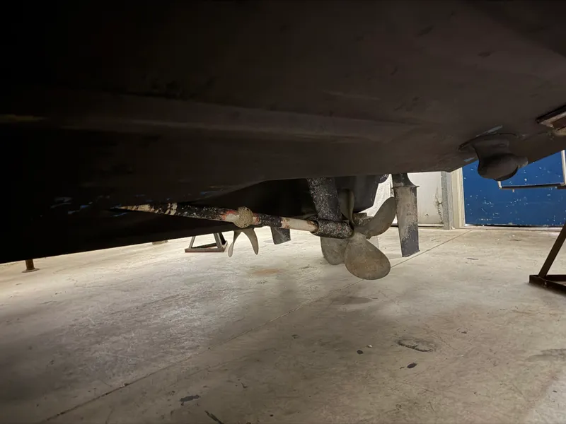 Slide: The Image of Sea Ray 44 SUNDANCER 2006 - 9