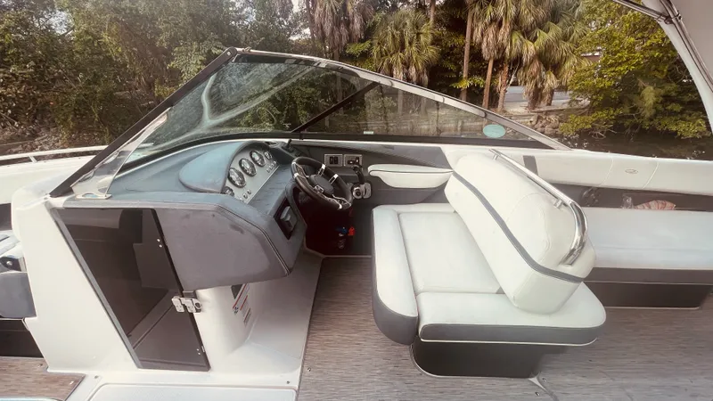 Slide: The Image of Regal 2800 BOWRIDER 2016 - 34