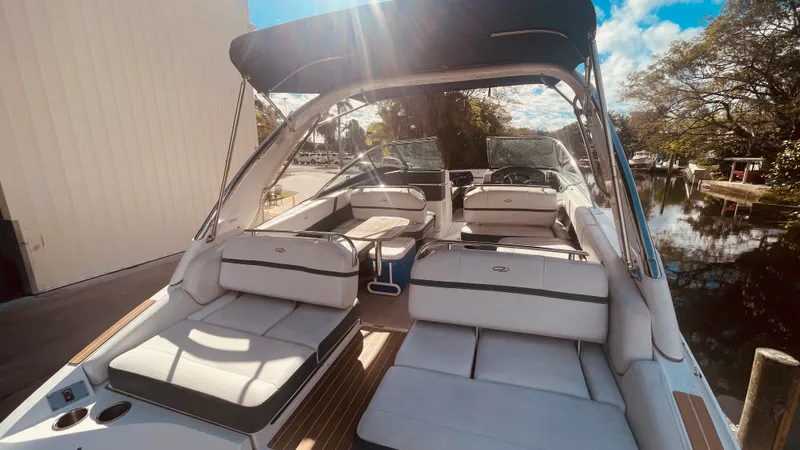 Slide: The Image of Regal 2800 BOWRIDER 2016 - 48