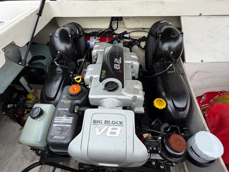 Slide: The Image of Sea Ray 280 SD 2014 - 42