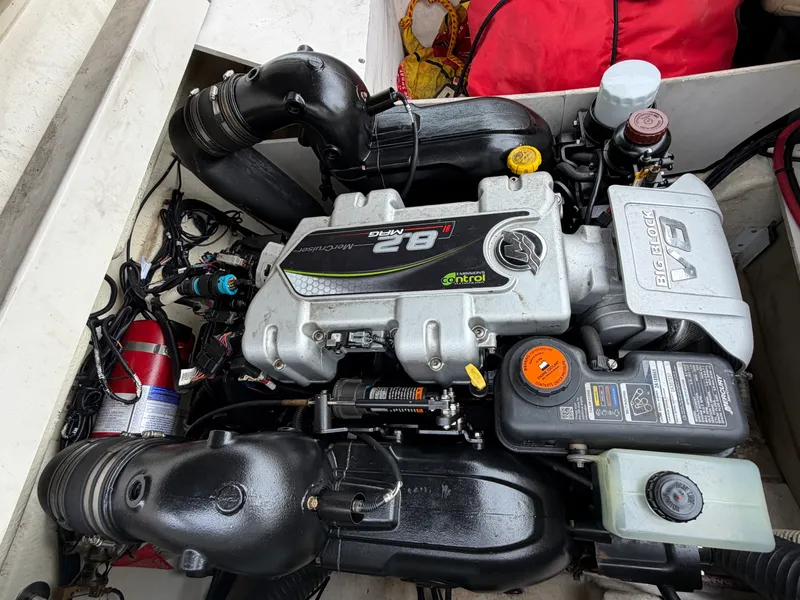 Slide: The Image of Sea Ray 280 SD 2014 - 44