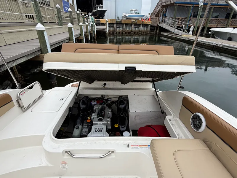 Slide: The Image of Sea Ray 280 SD 2014 - 48