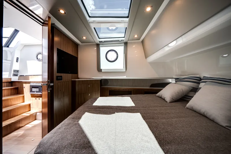 Slide: The Image of Cruisers 50GLS OB 2026 - 44