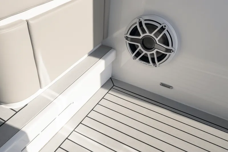 Slide: The Image of Cruisers Yachts 50GLS OB 2026 - 116