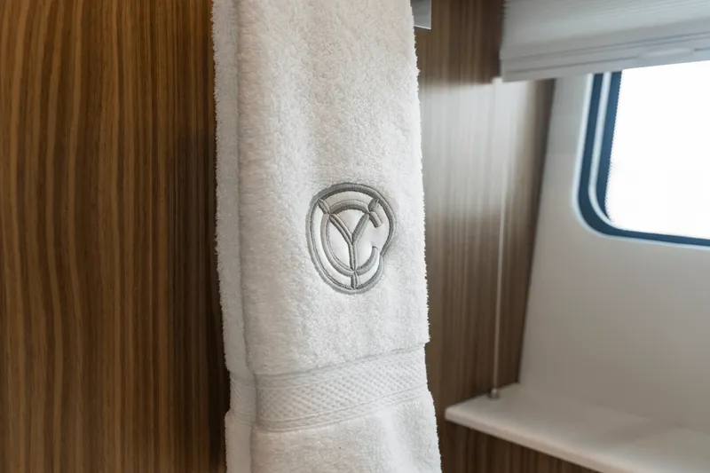 Slide: The Image of Cruisers Yachts 50GLS OB 2026 - 118