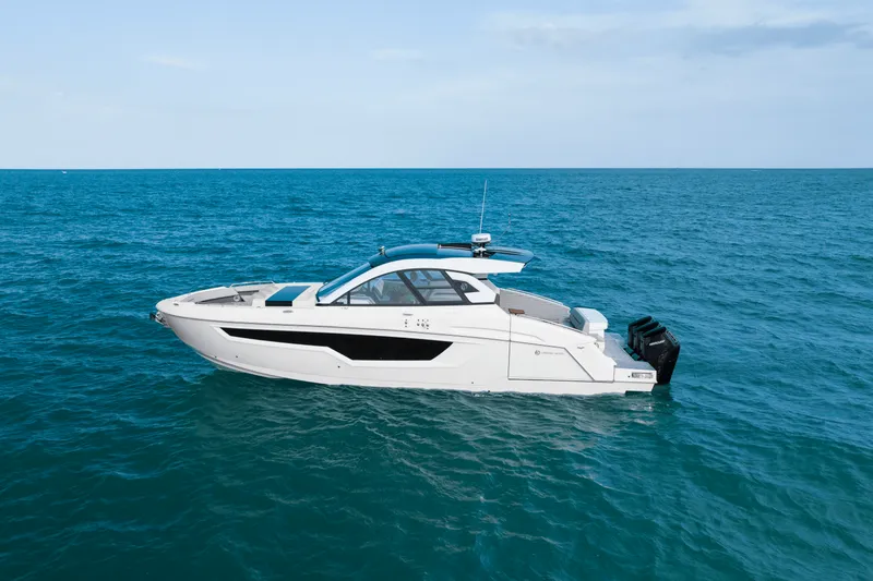 Slide: The Image of Cruisers Yachts 50GLS OB 2026 - 13