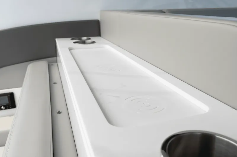Slide: The Image of Cruisers Yachts 50GLS OB 2026 - 53