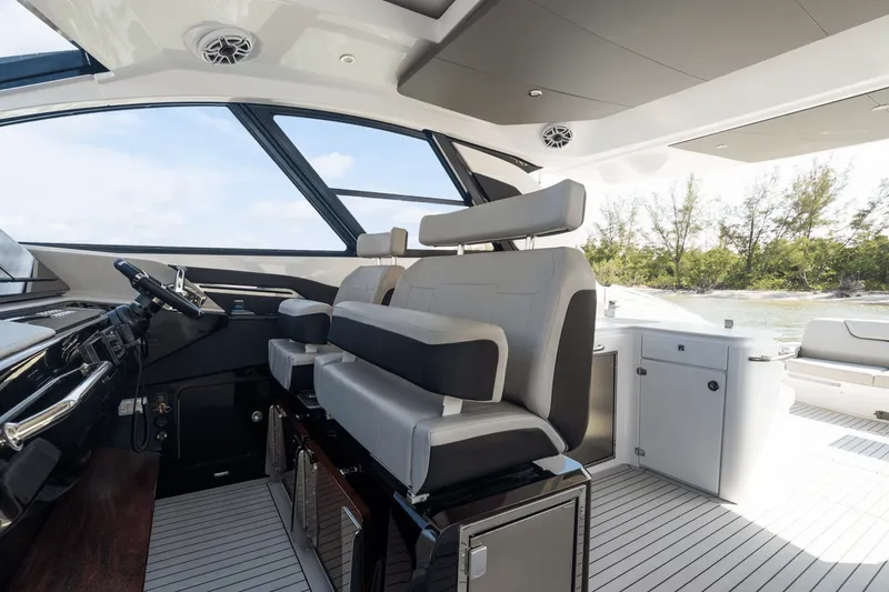 Slide: The Image of Cruisers Yachts 50GLS OB 2026 - 96