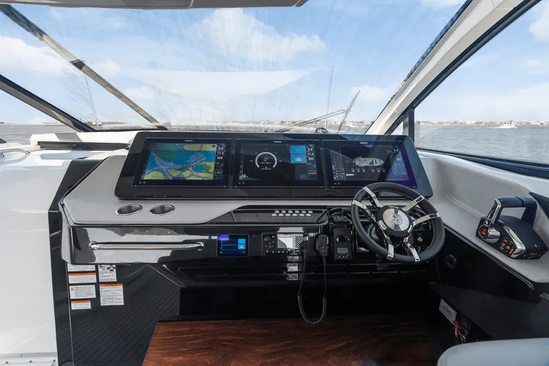 Slide: The Image of Cruisers Yachts 50GLS OB 2026 - 98