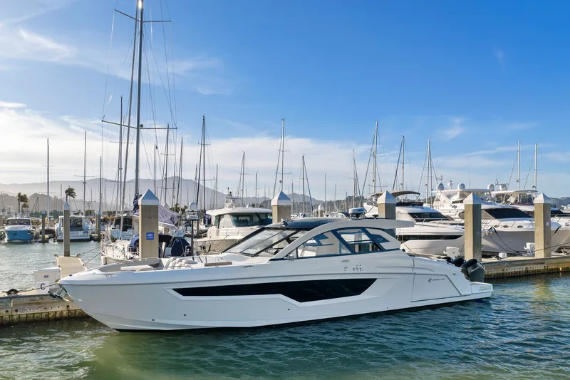 The Image of Cruisers 50GLS OB 2026 - 0