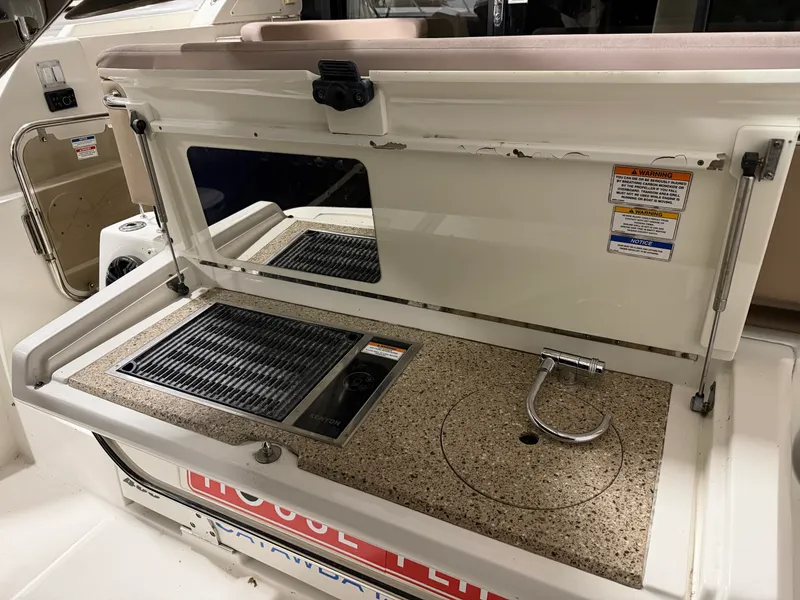 Slide: The Image of Sea Ray Sundancer 400 2017 - 10