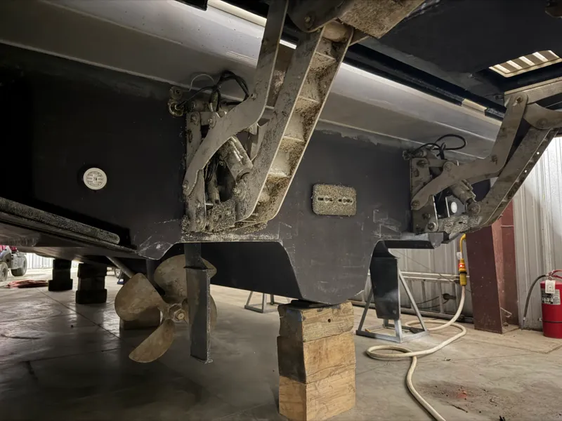 Slide: The Image of Sea Ray Sundancer 400 2017 - 14