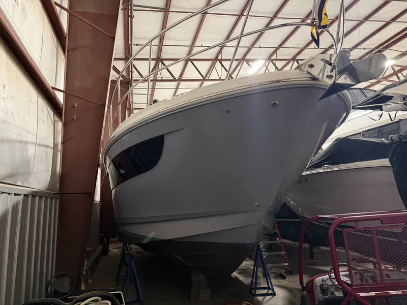 Slide: The Image of Sea Ray Sundancer 400 2017 - 15