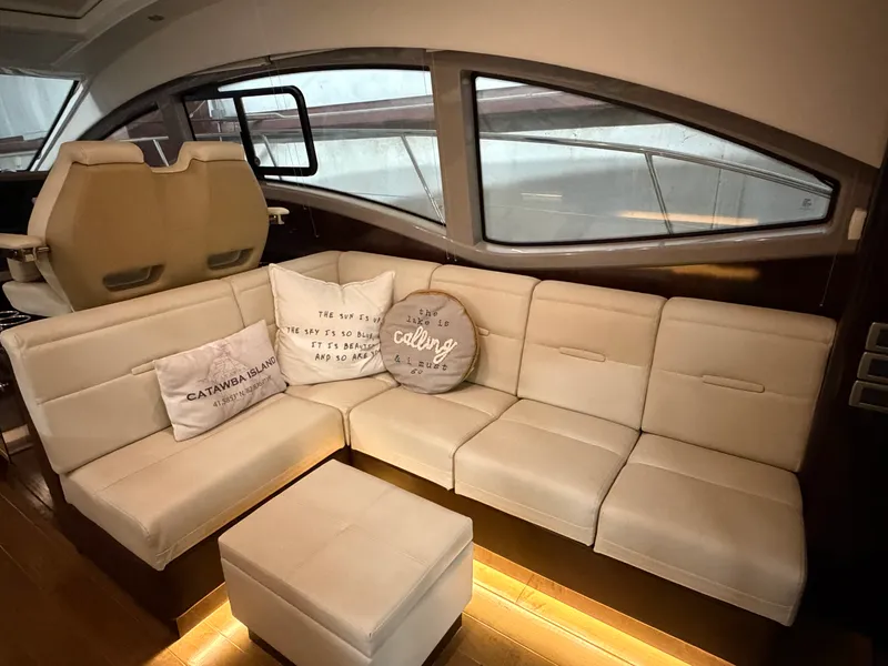 Slide: The Image of Sea Ray Sundancer 400 2017 - 17