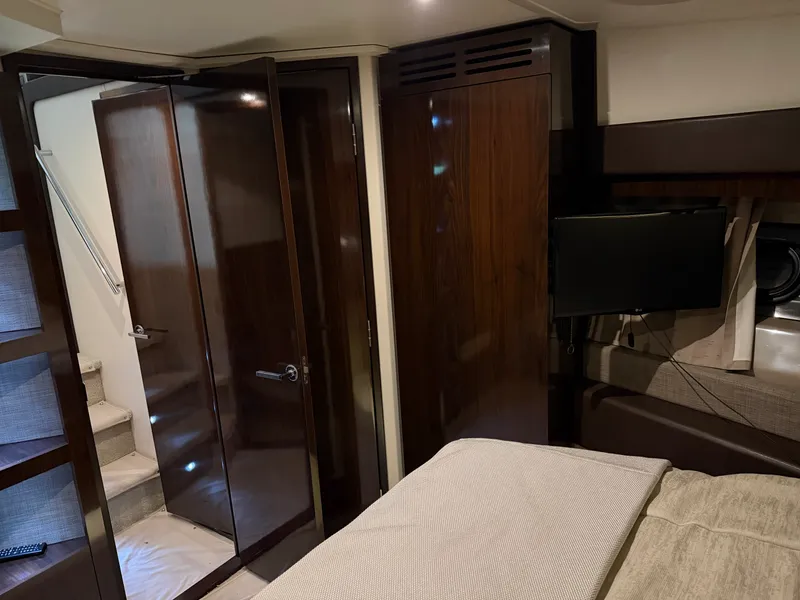 Slide: The Image of Sea Ray Sundancer 400 2017 - 28