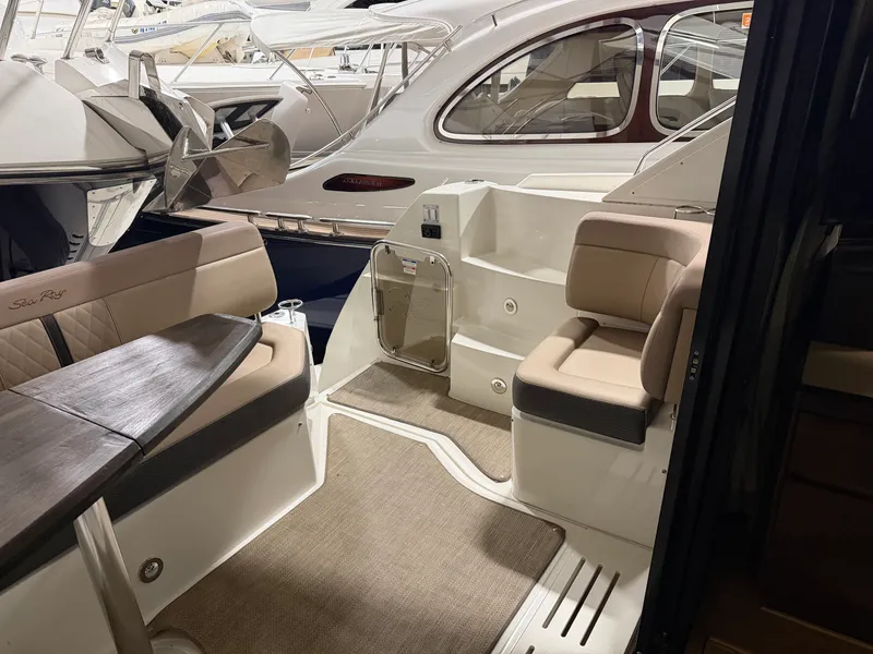 Slide: The Image of Sea Ray Sundancer 400 2017 - 5
