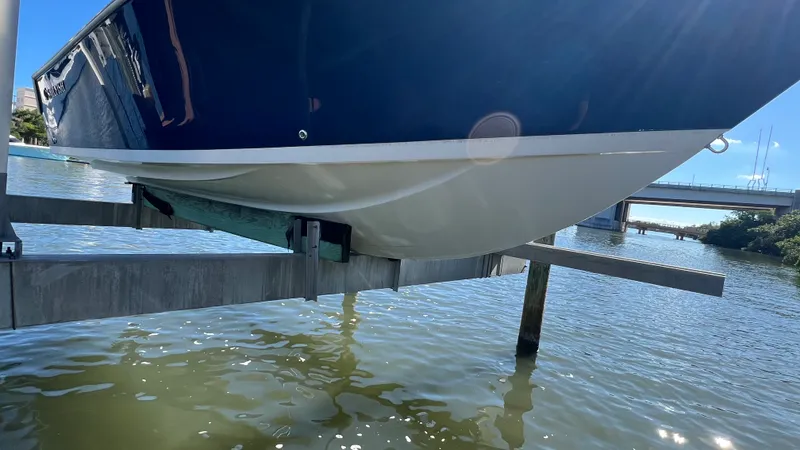 Slide: The Image of Sailfish 220 CC 2015 - 2