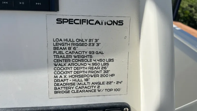 Slide: The Image of Sailfish 220 CC 2015 - 9