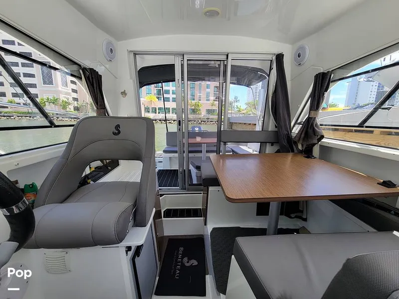 Slide: The Image of Beneteau Antares 8 2023 - 15548794