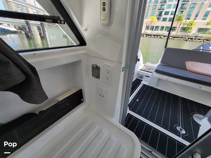 Slide: The Image of Beneteau Antares 8 2023 - 15548807
