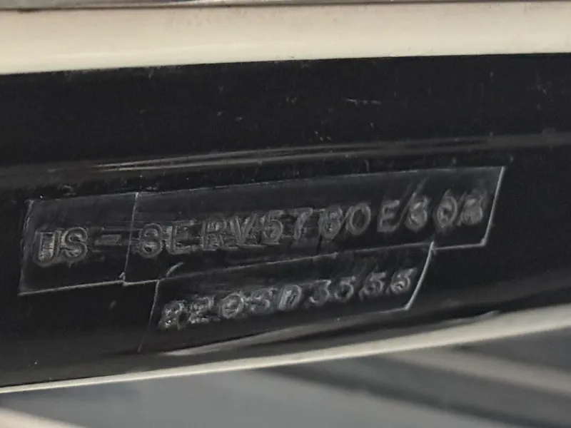 Slide: The Image of Sea Ray 220 SUNDECK 2003 - 105