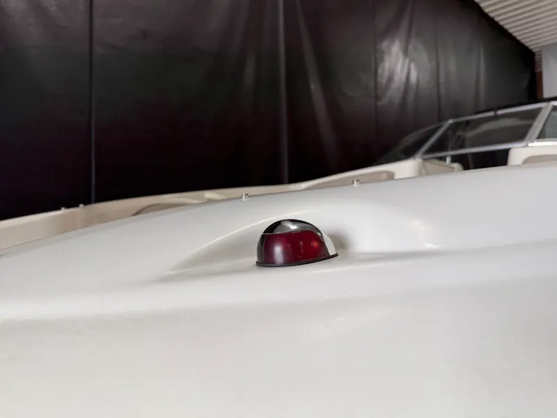 Slide: The Image of Sea Ray 220 SUNDECK 2003 - 111