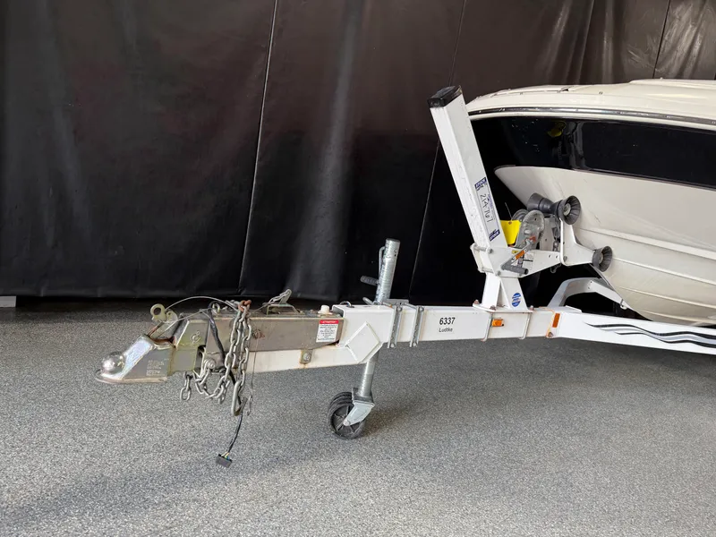 Slide: The Image of Sea Ray 220 SUNDECK 2003 - 114