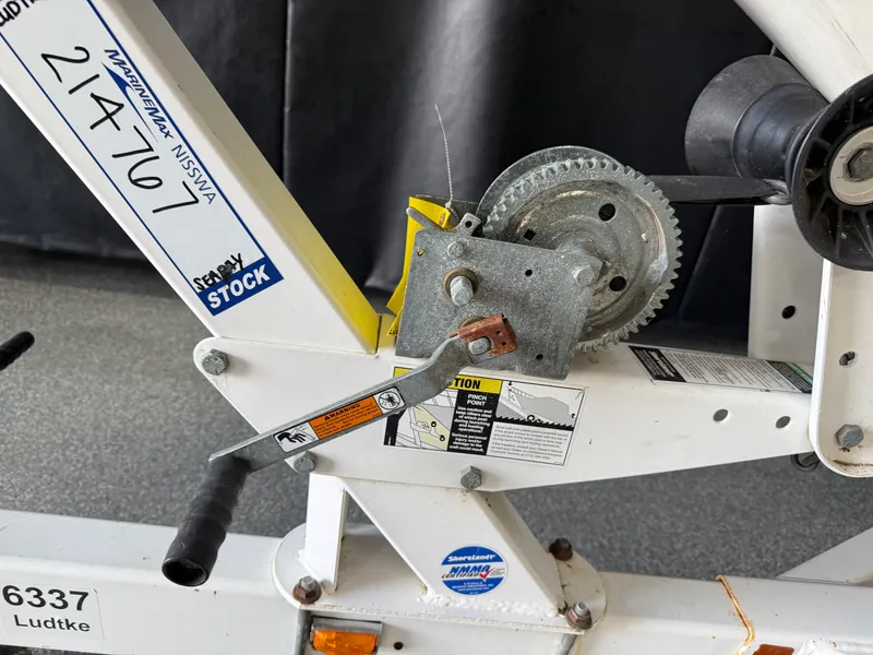 Slide: The Image of Sea Ray 220 SUNDECK 2003 - 117