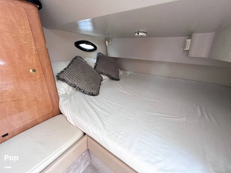 Slide: The Image of Mid Berth - 16246243